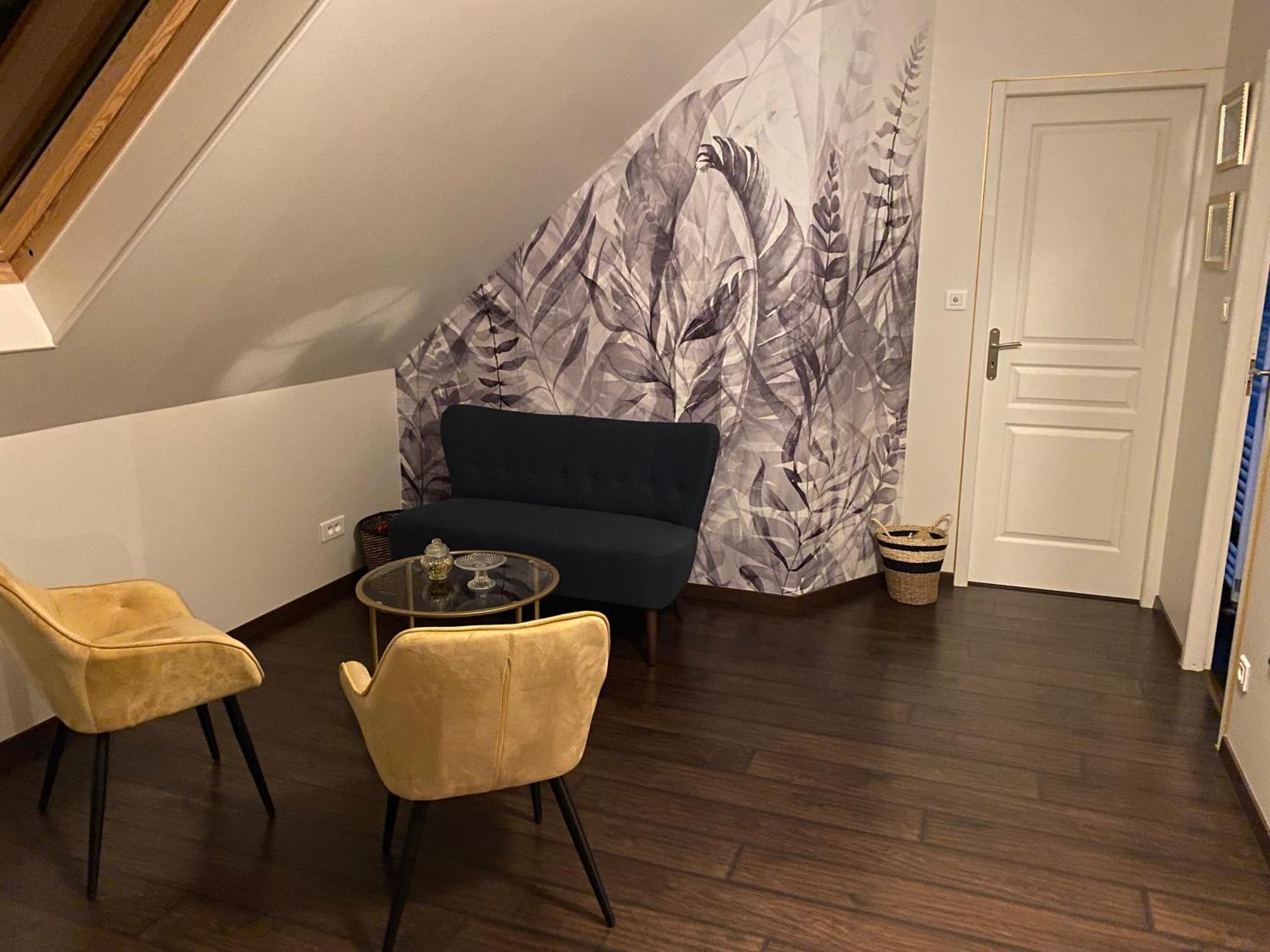 Chambre D'Hotes Proximite Circuit Prenois Екстериор снимка